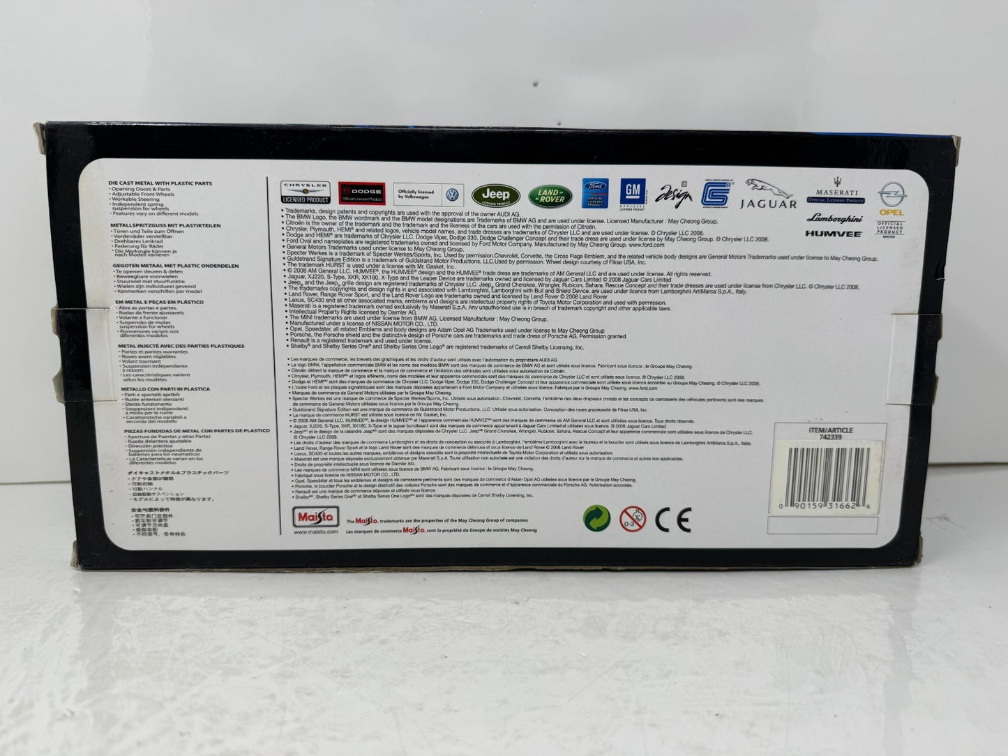 Maisto Special Edition Jeep Wrangler Sahara 1:18 Diecast Maroon Car