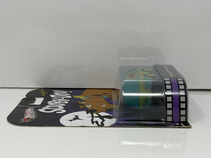 Hot Wheels Retro Entertainment Scooby-Doo Mystery Machine 1:64 Diecast