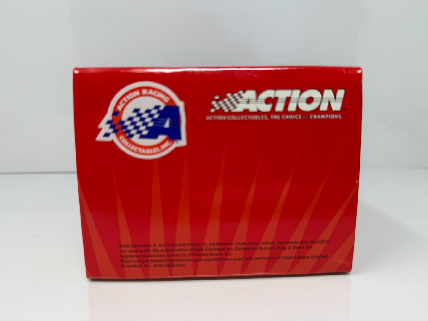 Action NASCAR Dale Earnhardt Jr #8 Budweiser MLB 2005 Monte Carlo 1:24 Diecast