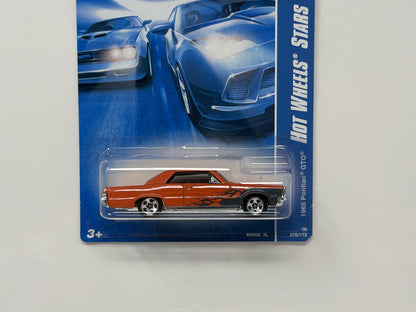 Hot Wheels Hot Wheels Stars 1965 Pontiac GTO 1:64 Diecast Orange