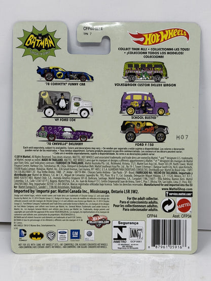 Hot Wheels Batman Classic TV Series 1949 Ford COE 1:64 Diecast Real Riders