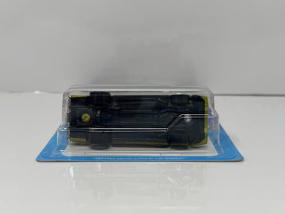Hot Wheels Ultra Hots 1971 Plymouth Road Runner 1:64 Diecast