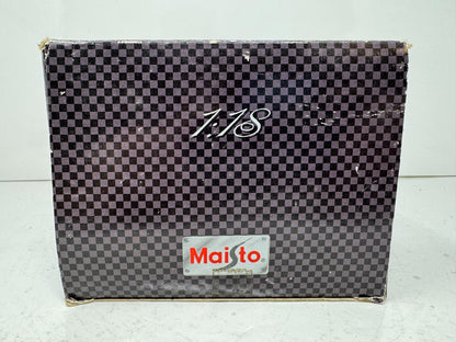Maisto 1990 BMW 850i Silver Series 1:18 Diecast