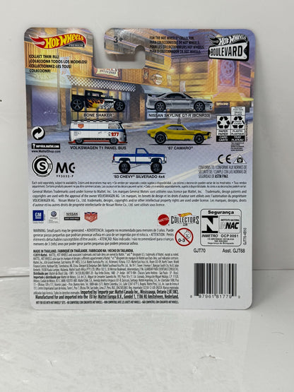 Hot Wheels Premium Boulevard #3 Volkswagen T1 Panel Bus 1:64 Diecast