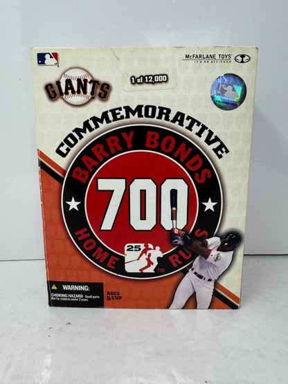 McFarlane MLB Barry Bonds San Francisco Giants Commemorative 700 Home Run Figure