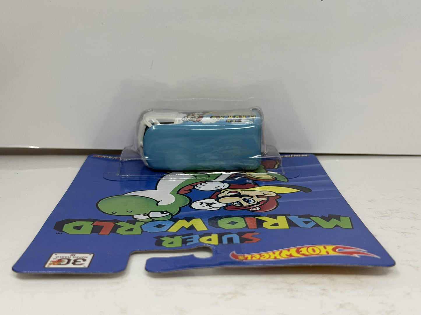Hot Wheels Super Mario World Volkswagen T1 Panel Bus 1:64 Diecast Real Riders