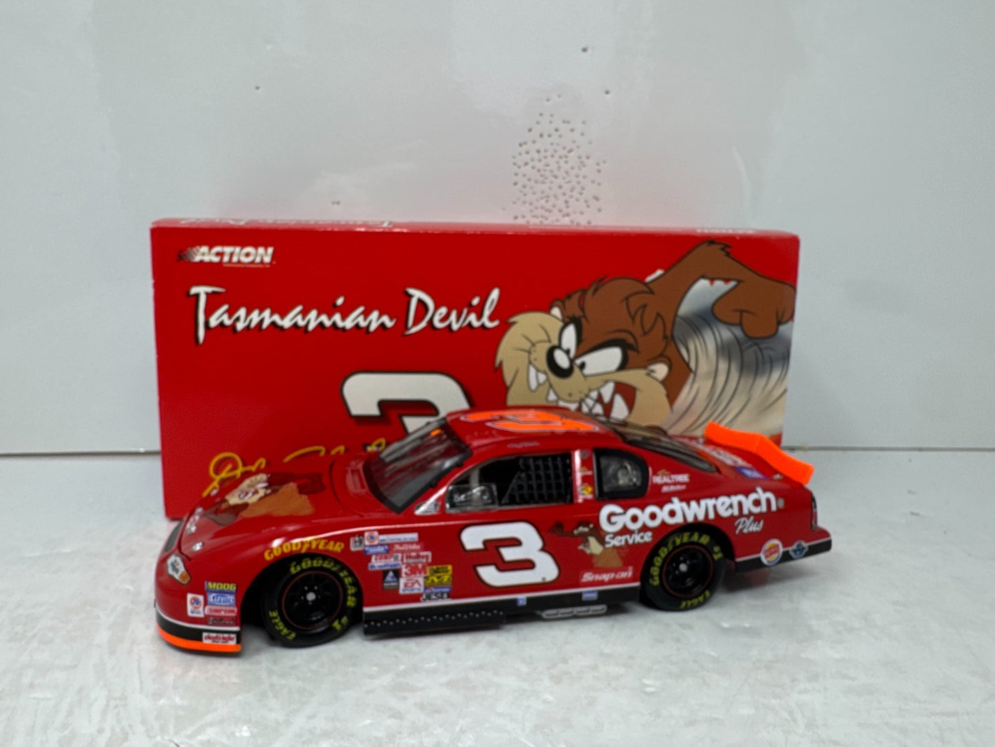 Action Nascar #3 Dale Earnhardt GM Goodwrench Taz / No Bull 2000 1:24 Diecast