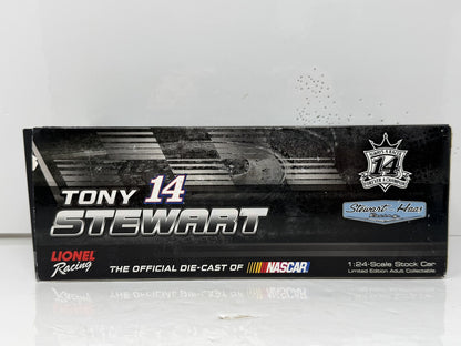 Lionel Nascar Tony Stewart #14 Rush Truck Centers 2016 Chevrolet SS 1:24 Diecast