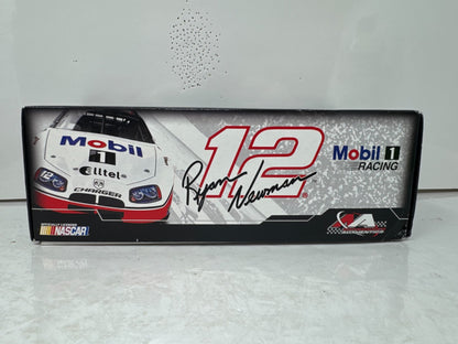 Motorsports Authentics #12 Ryan Newman Mobil 1 2007 Charger 1:24 Diecast