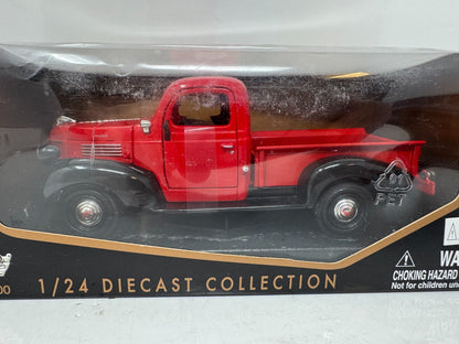 Motormax 1941 Plymouth Pickup Truck 1:24 Diecast