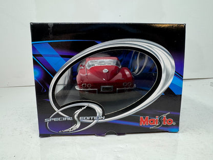 Maisto 1965 Chevrolet Corvette 1:18 Diecast Special Edition