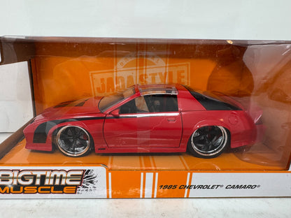 Jada 1985 Chevrolet Camaro IROC Z28 Bigtime Muscle 1:24 Diecast