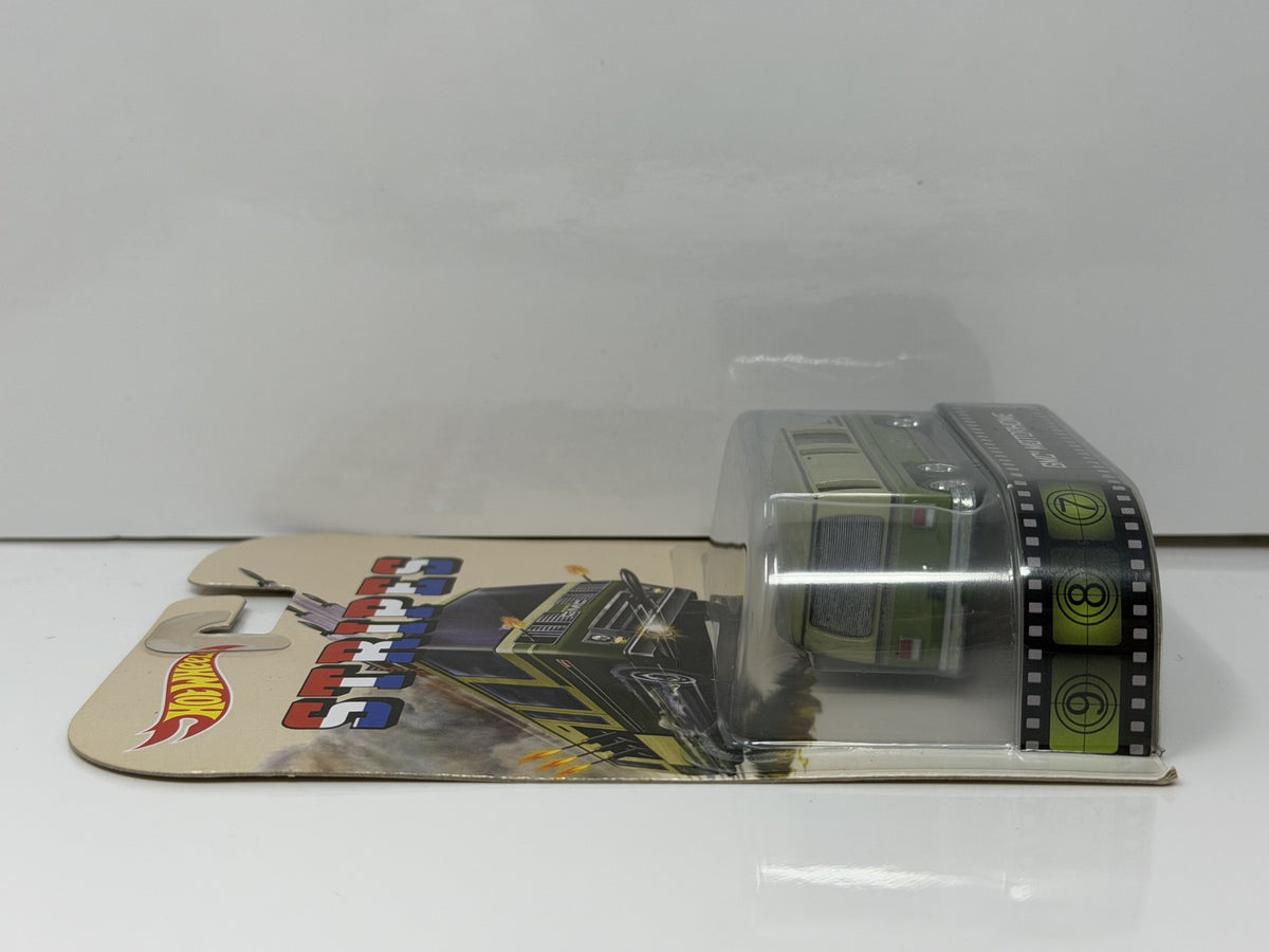 Hot Wheels Retro Entertainment Stripes GMC Motorhome 1:64 Diecast