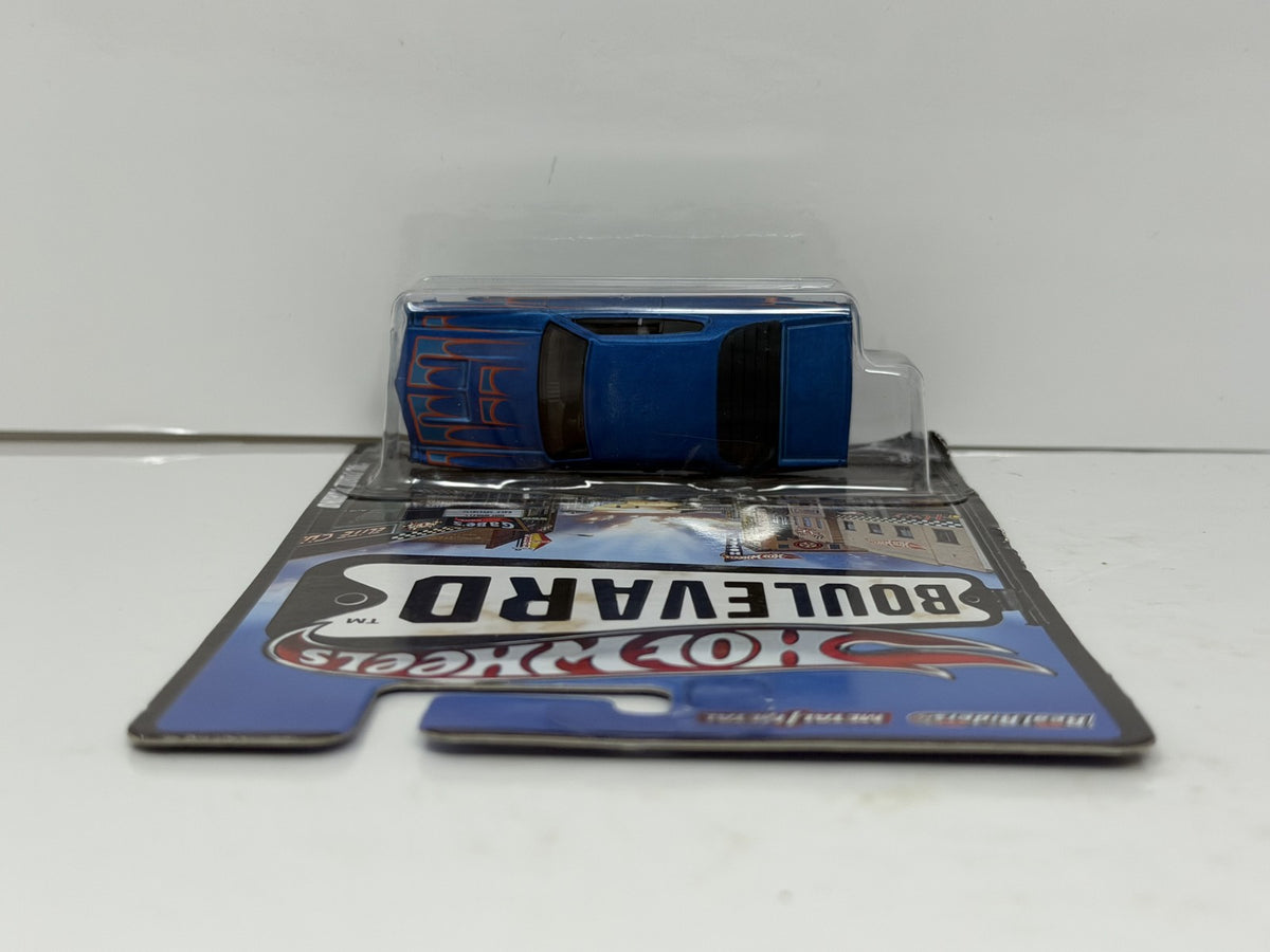 Hot Wheels Boulevard 1970 Ford Torino 1:64 Diecast Real Riders