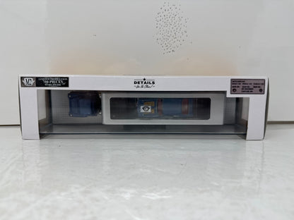 M2 Machines Auto Haulers 1970 Oldsmobile Cutlass 442 W-30 CHASE 1:64 Diecast