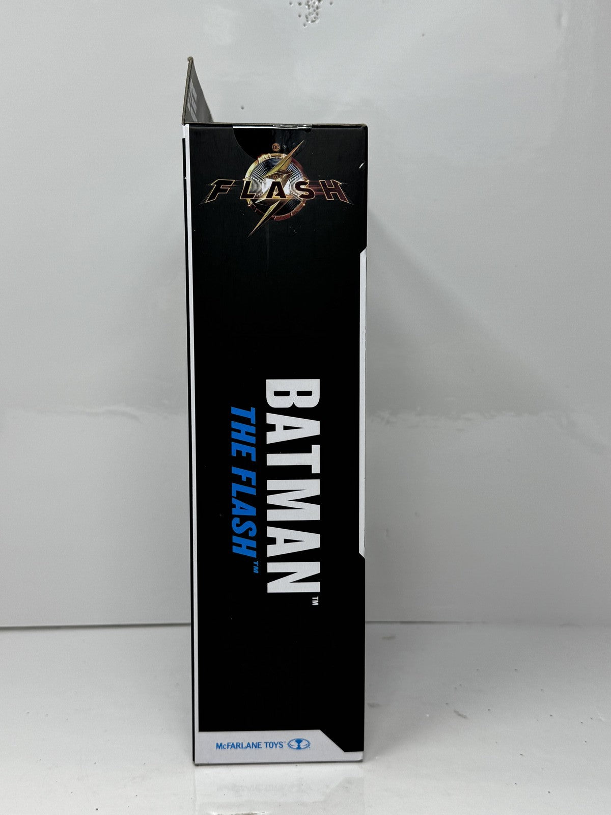 McFarlane DC Multiverse Batman The Flash Platinum Edition Action Figure