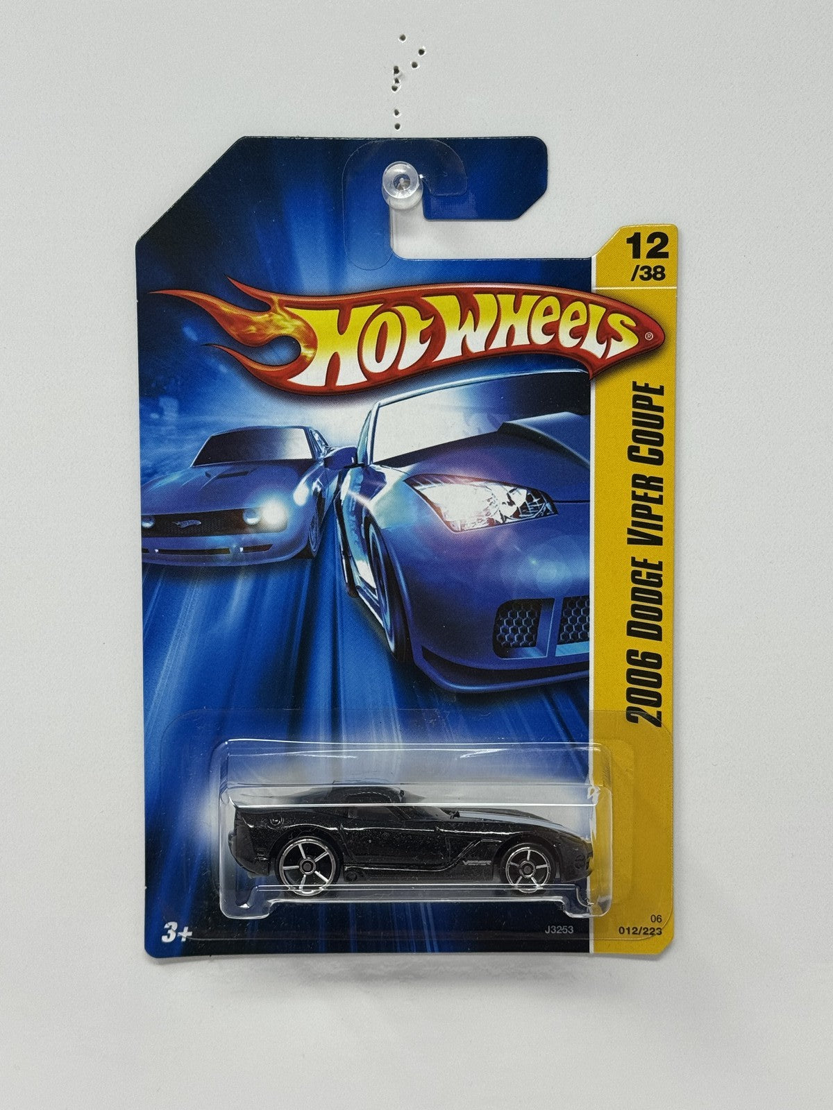 Hot Wheels 2006 Dodge Viper Coupe 1:64 Diecast