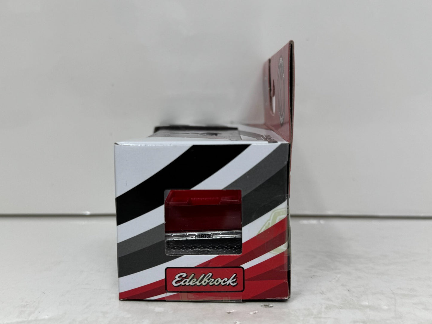 M2 Machines Edelbrock 1975 Chevrolet Cheyenne Super 10 Custom SS 1:64 Diecast