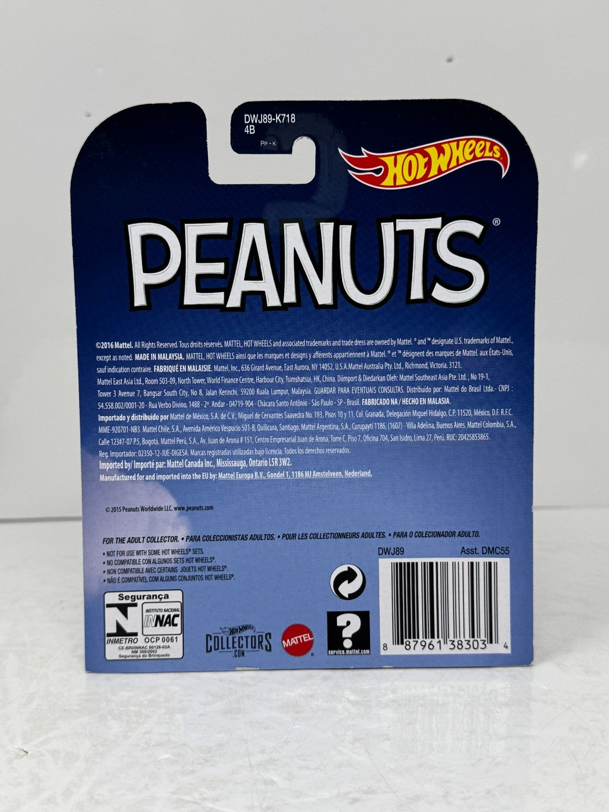 Hot Wheels Retro Entertainment Peanuts Snoopy 1:64 Diecast