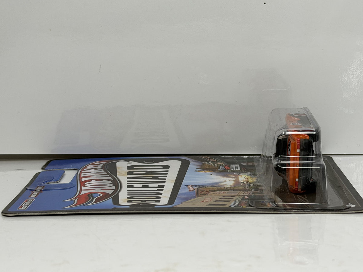 Hot Wheels Boulevard Porsche 914-6 1:64 Diecast Real Riders