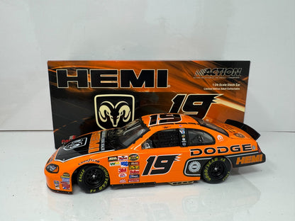 Action NASCAR Jeremy Mayfield #19 Dodge Dealers 2004 Dodge Intrepid 1:24 Diecast