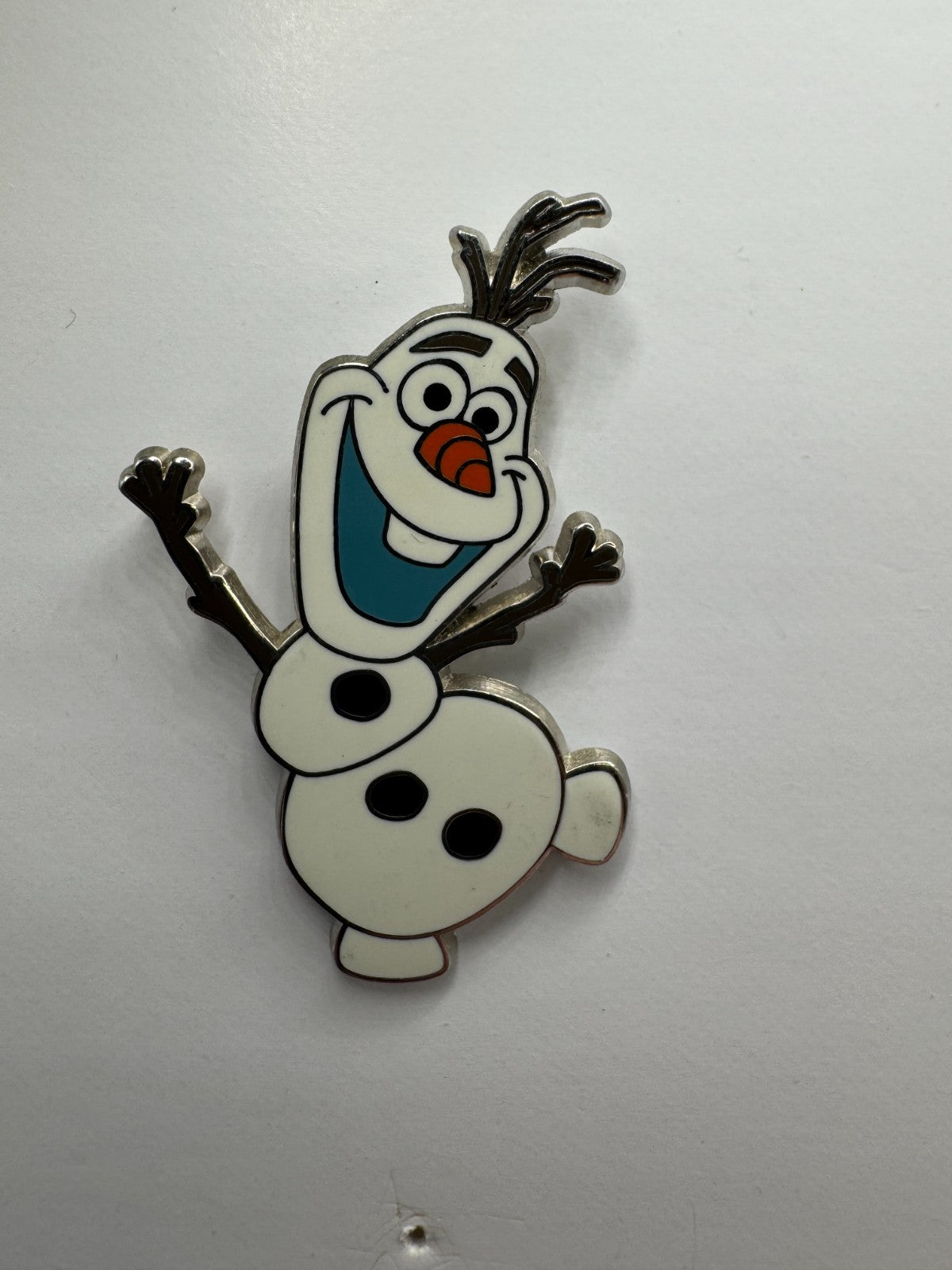 Disney Frozen Snowman Olaf Trading Pin DC1S17