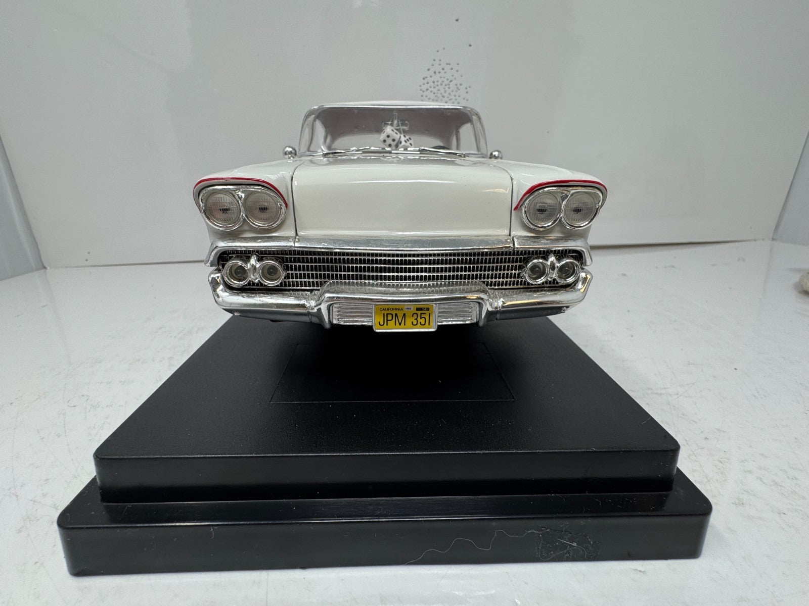 ミニカー American Muscls 1/18 1958 Impala Ertl American Muscle 1958 Chevrolet Impala American Graffiti 1:18