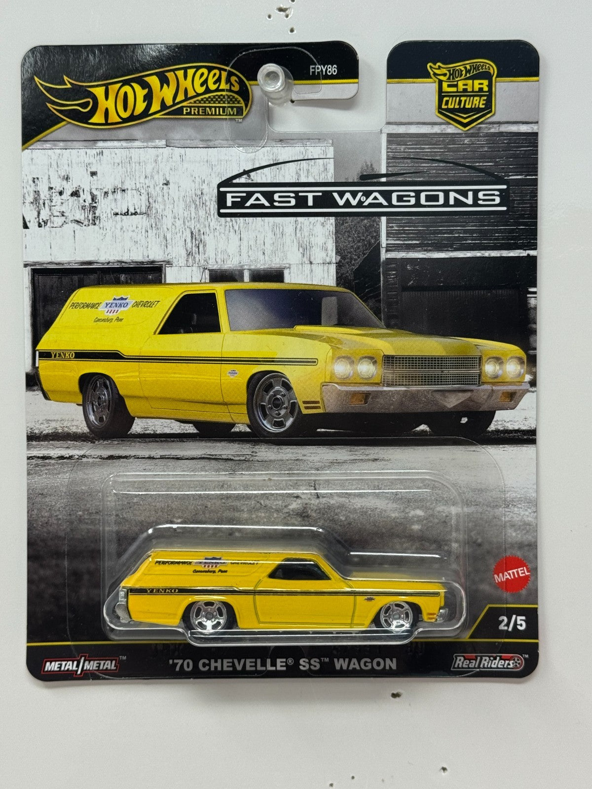 Hot Wheels Premium Fast Wagons 1970 Chevelle SS Wagon 1:64 Diecast