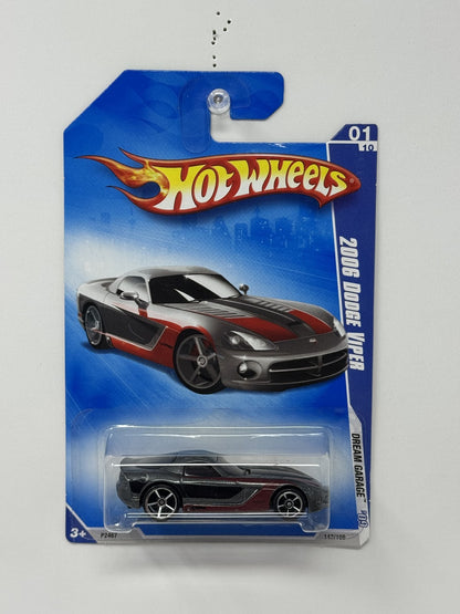 Hot Wheels Dream Garage 2006 Dodge Viper Red Stripe 1:64 Diecast