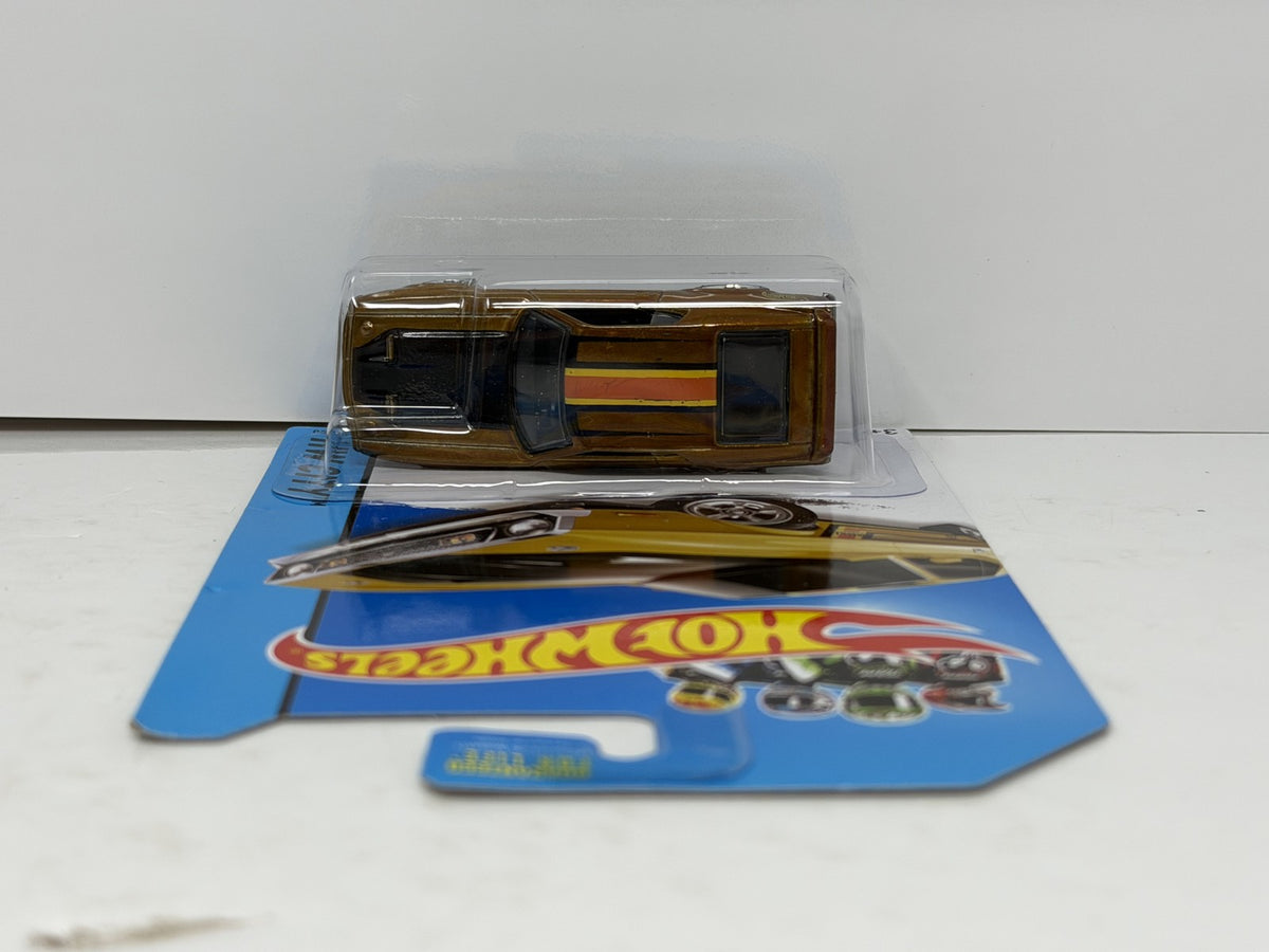 Hot Wheels Super Treasure Hunt 1971 Mustang Mach 1 HW City 1:64 Diecast STH