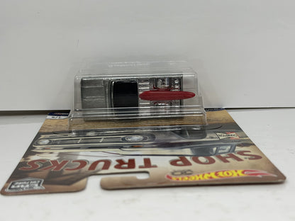 Hot Wheels Shop Trucks Custom 1962 Chevy Pickup 1:64 Diecast Real Riders
