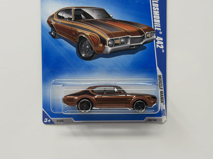 Hot Wheels Muscle Mania Oldsmobile 442 1:64 Diecast Brown