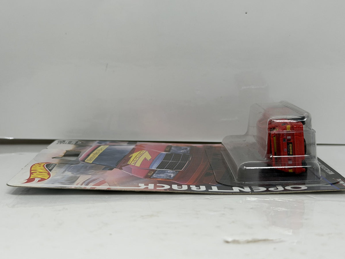Hot Wheels Open Track Mercedes-Benz 190E 2.5-16 1:64 Diecast Real Riders