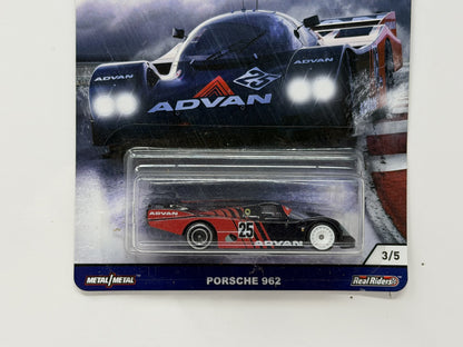 Hot Wheels Circuit Legends Porsche 962 1:64 Diecast Real Riders
