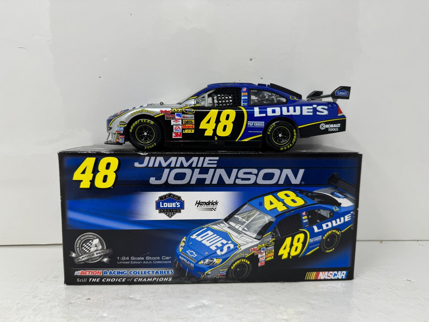Action Nascar #48 Jimmie Johnson Lowe's 2008 Impala SS 1:24 Diecast