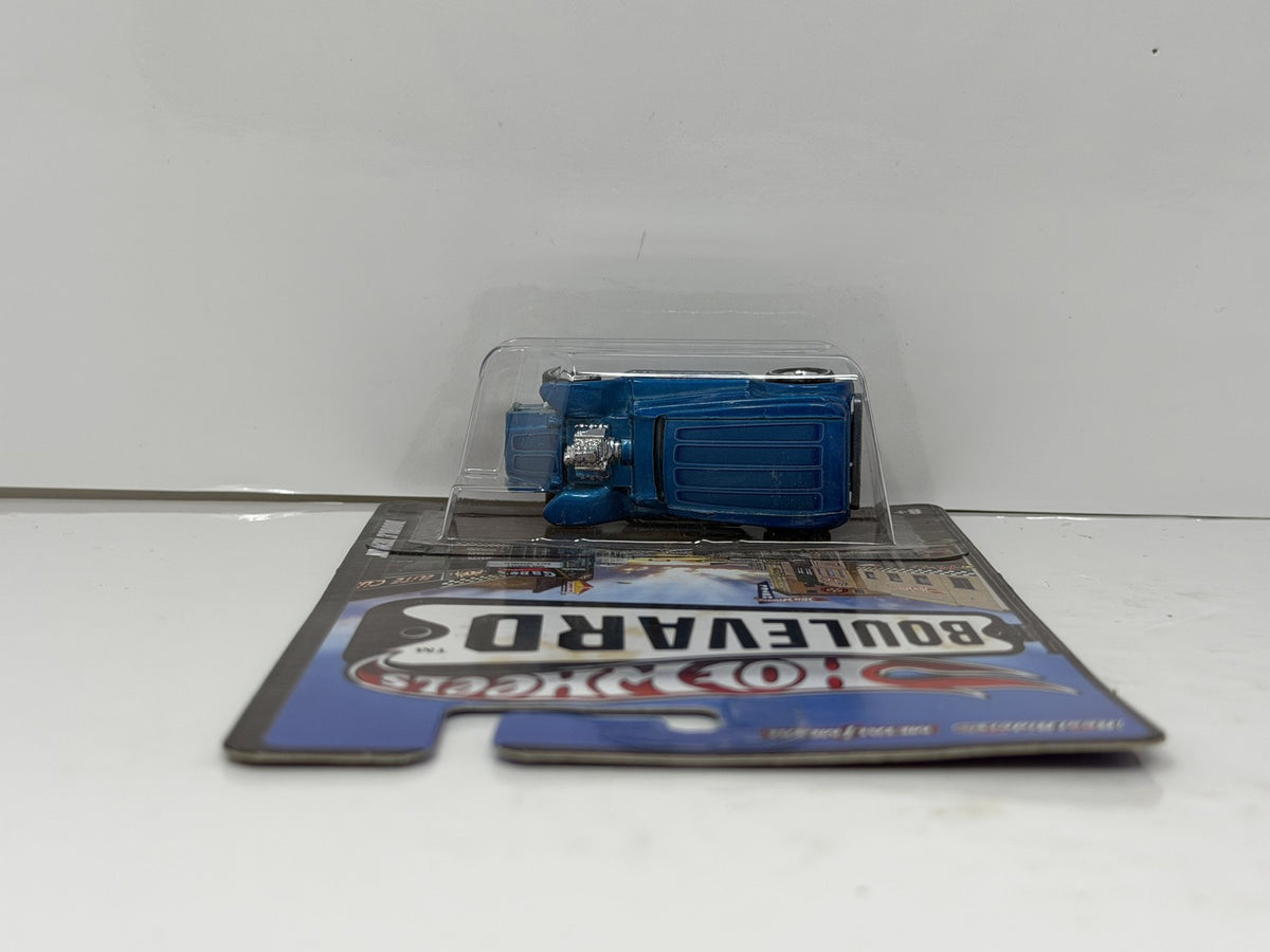 Hot Wheels Boulevard Double Demon 1:64 Diecast Real Riders