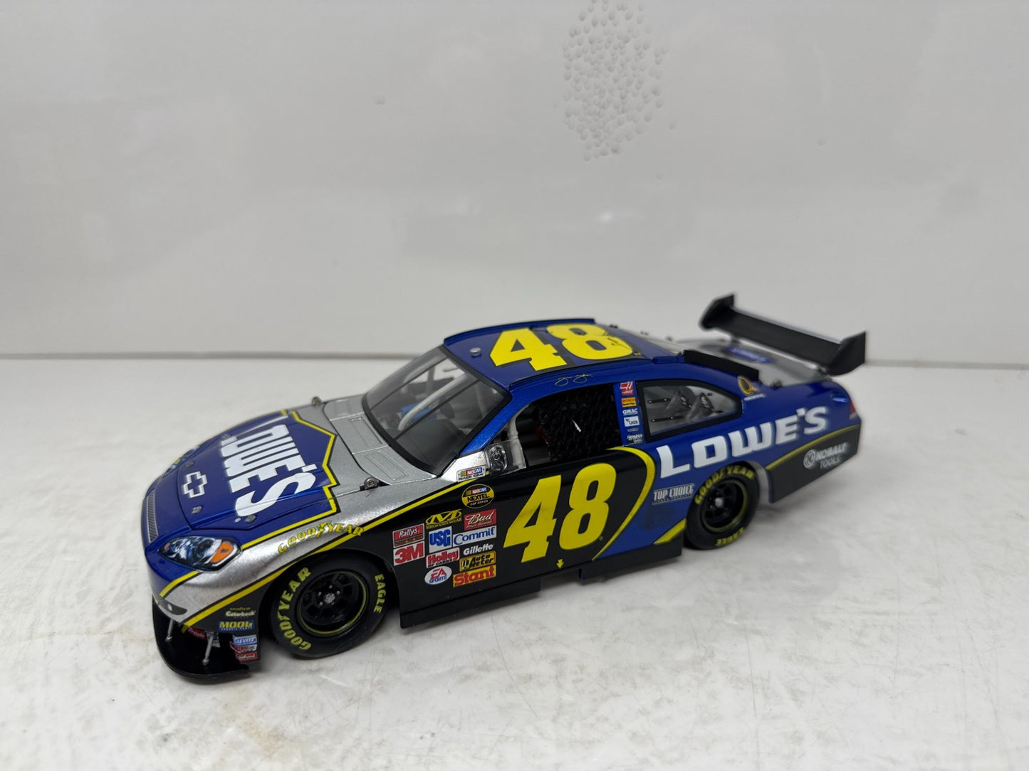 Motorsports Authentics #48 Jimmie Johnson Lowe's 2007 Impala SS COT 1:24 Diecast