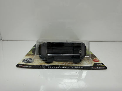 Hot Wheels Premium Off Road 2024 Toyota Land Cruiser CHASE 0/5 1:64 Diecast