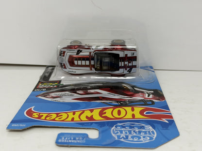 Hot Wheels Super Treasure Hunt 1969 Corvette Racer Race Day 1:64 Diecast STH