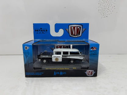 M2 Machines Auto Meets 1957 Chevrolet 210 Station Wagon 1:64 Diecast