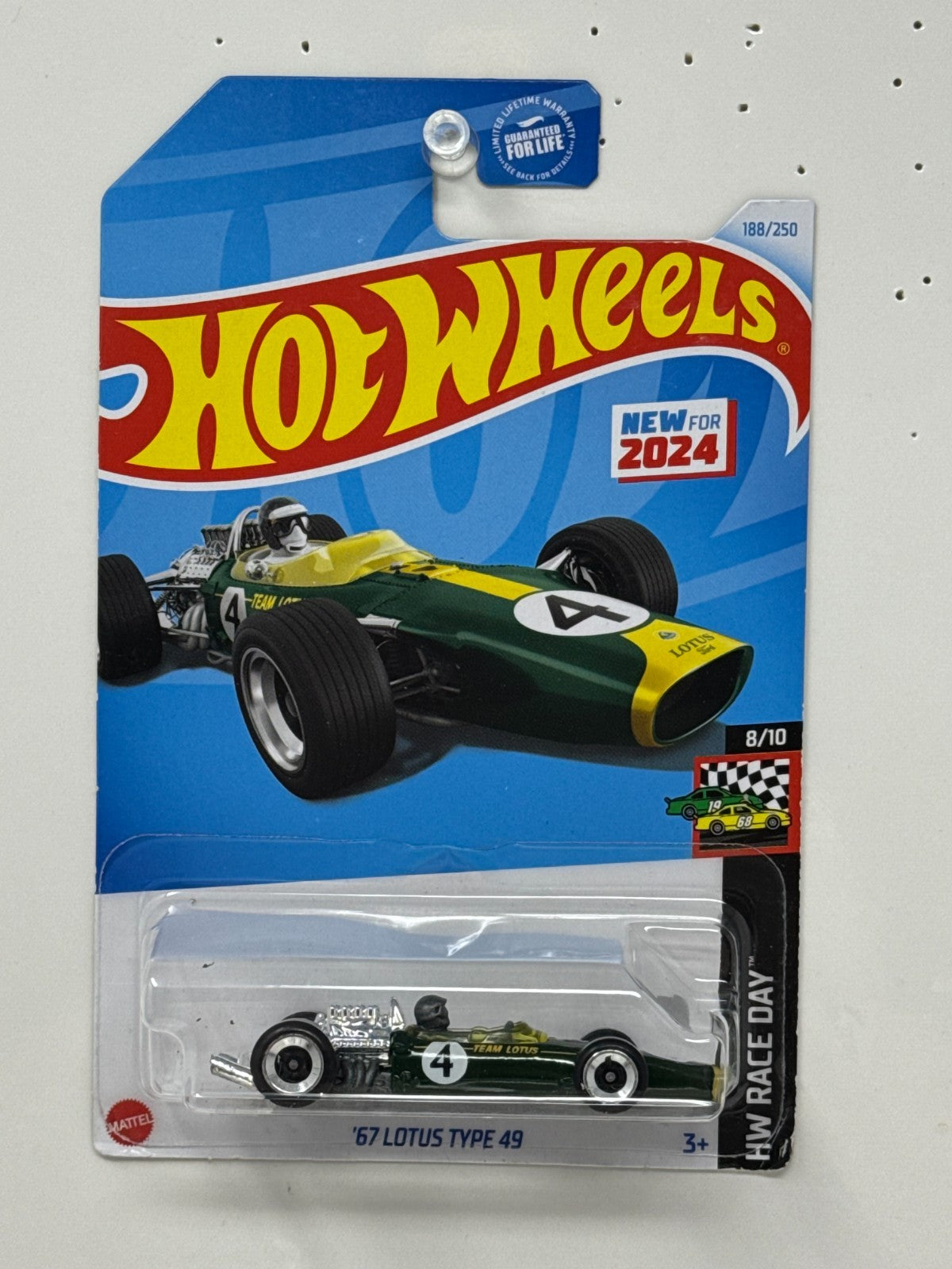Hot Wheels Race Day 1967 Lotus Type 49 1:64 Diecast