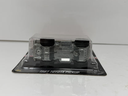 Hot Wheels 2017 Collector Edition 1987 Toyota Pickup ZAMAC Walmart 1:64 Diecast