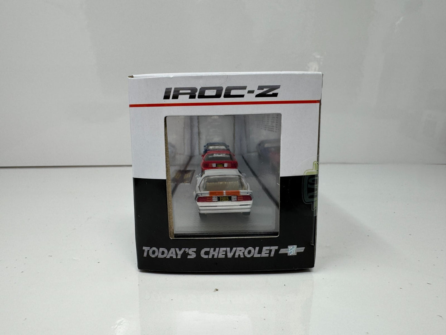 M2 Machines Today's Chevrolet IROC-Z 1985 Camaro 3 Car Set CHASE 1:64 Diecast