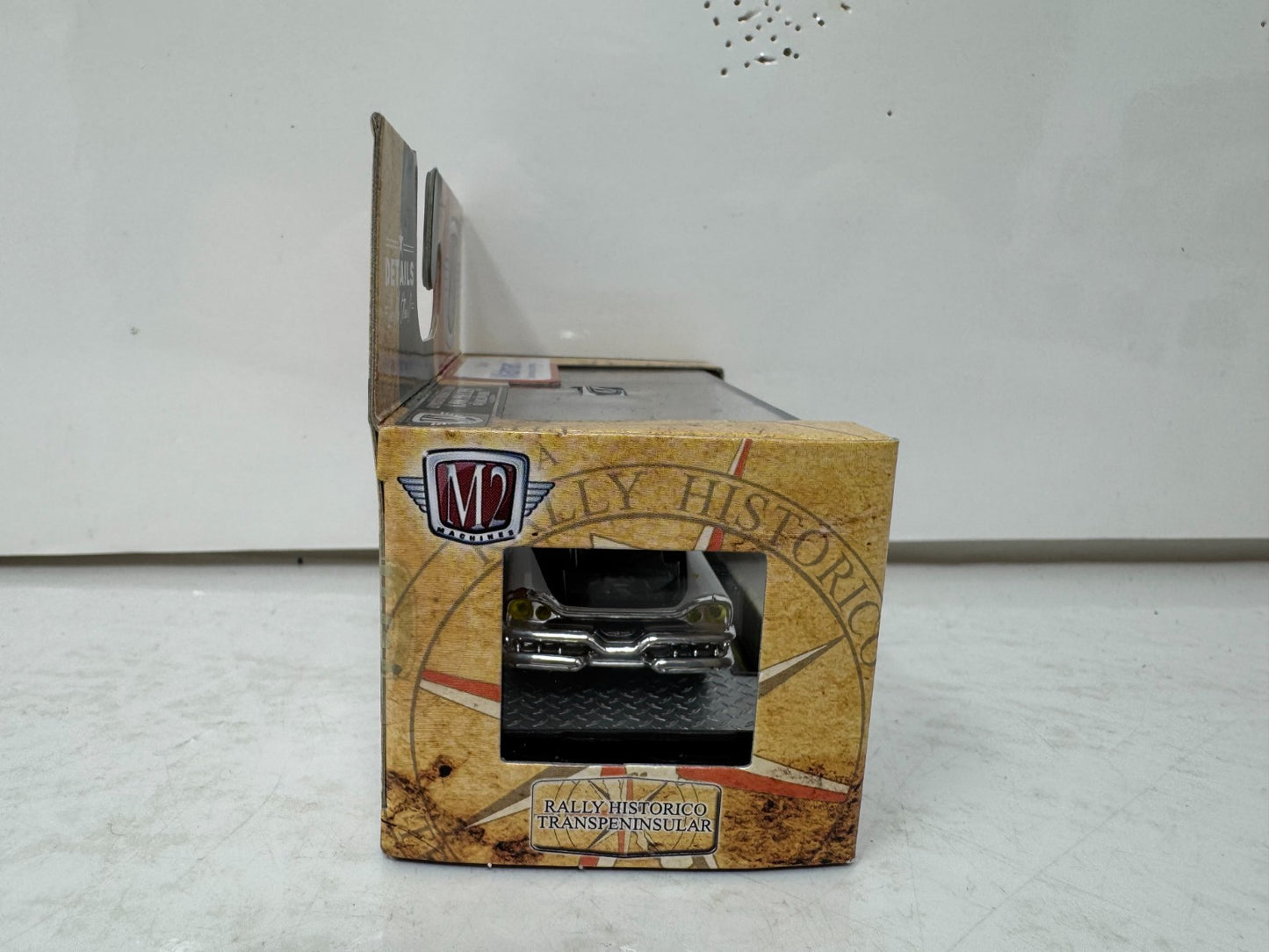 M2 Machines 1957 Dodge Custom Royal Lancer Rally Historico 1:64 Diecast