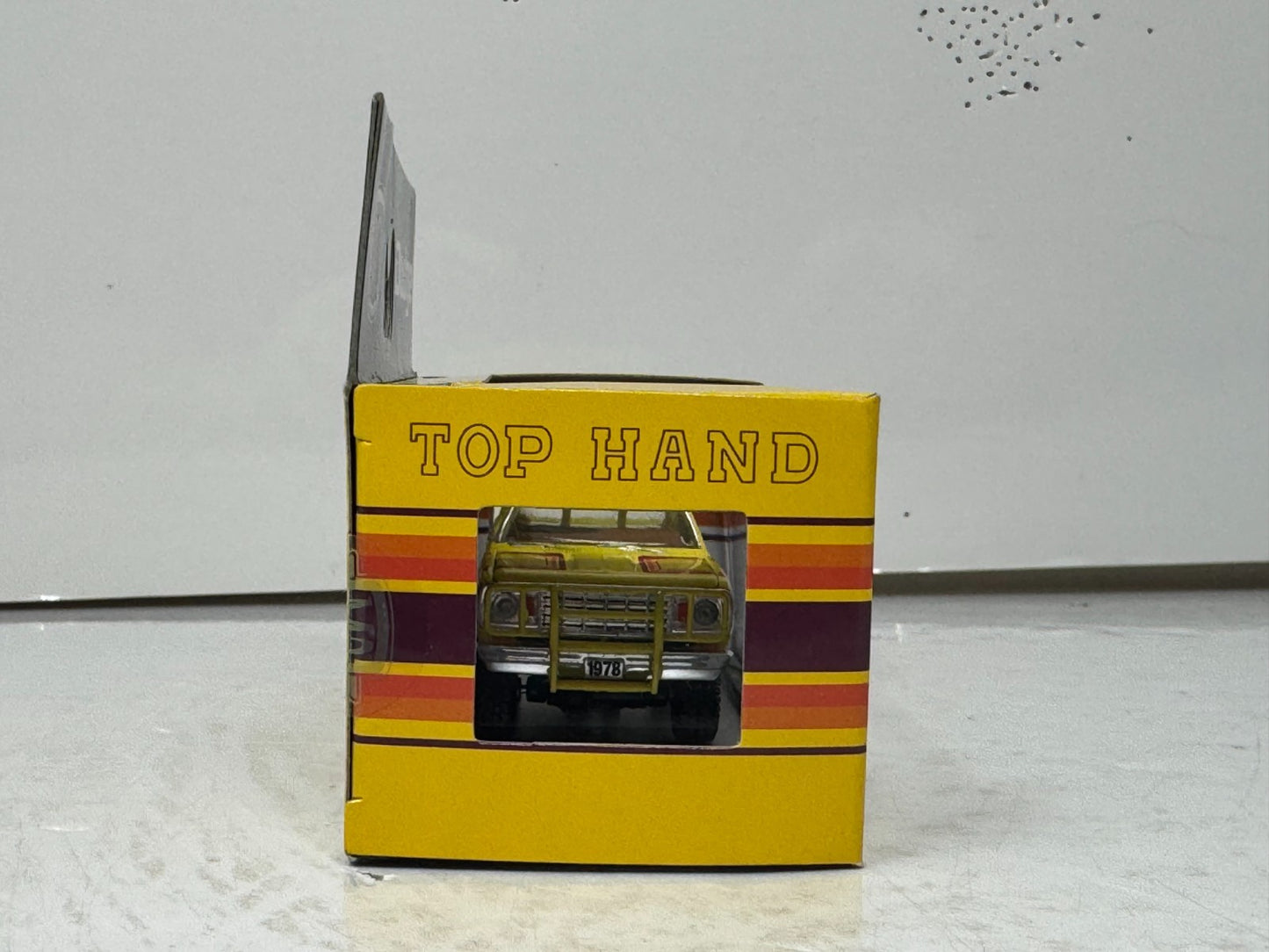 M2 Machines 1978 Dodge 150 Power Wagon Top Hand 1:64 Diecast