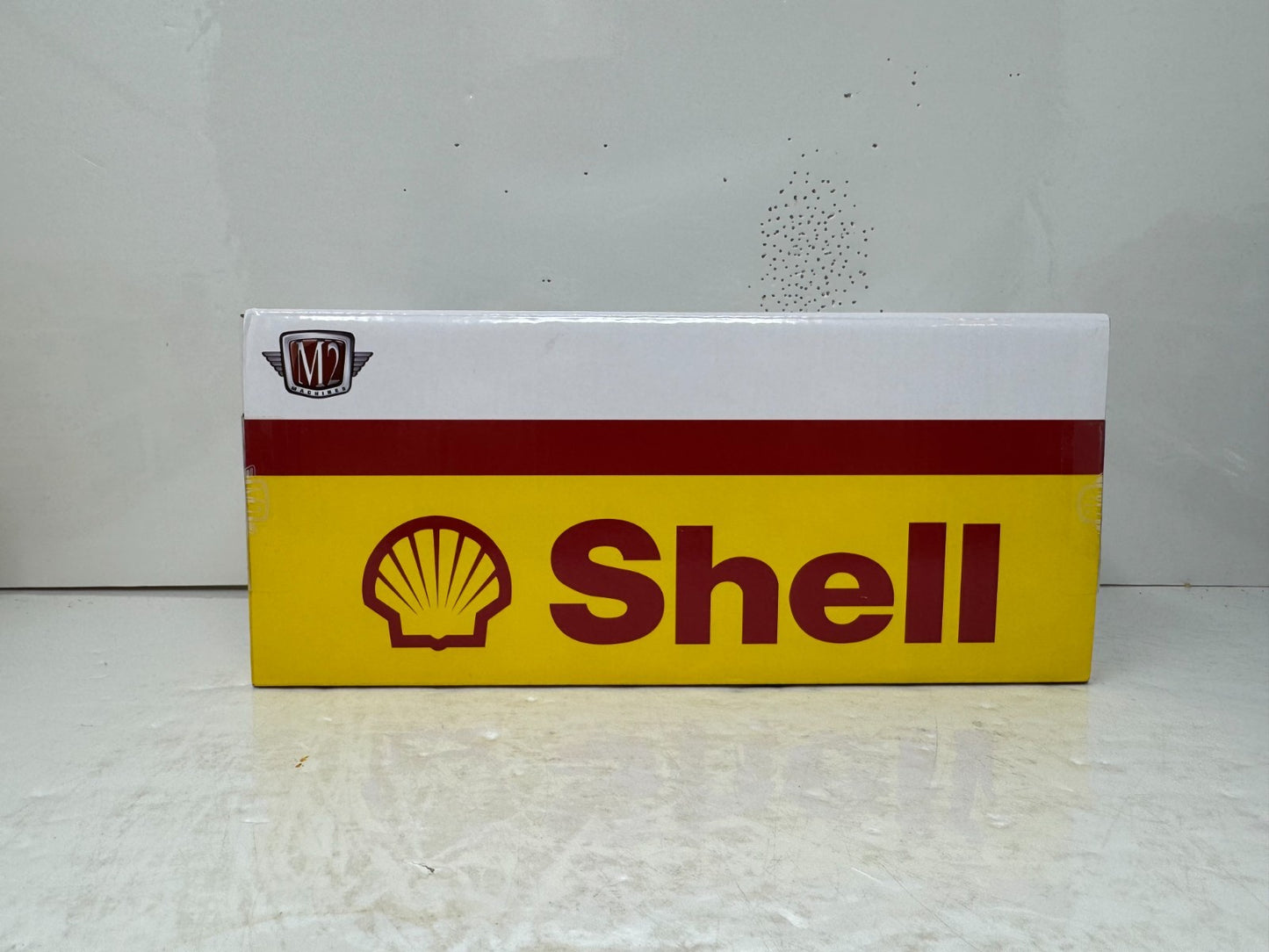 M2 Machines Shell 1973 Chevrolet Cheyenne 10 CHASE 1:24 Diecast