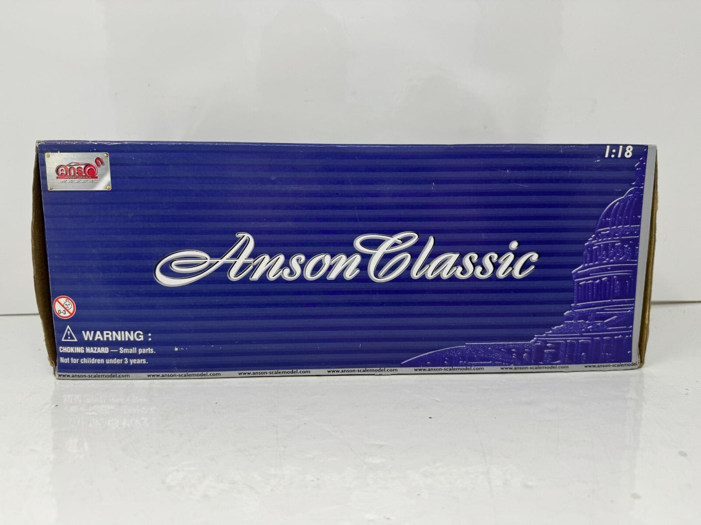 Anson Classic 1947 Cadillac Series 62 1:18 Diecast