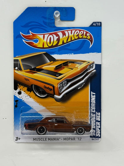 Hot Wheels Super Treasure Hunt 1969 Dodge Coronet Super Bee 1:64 Diecast