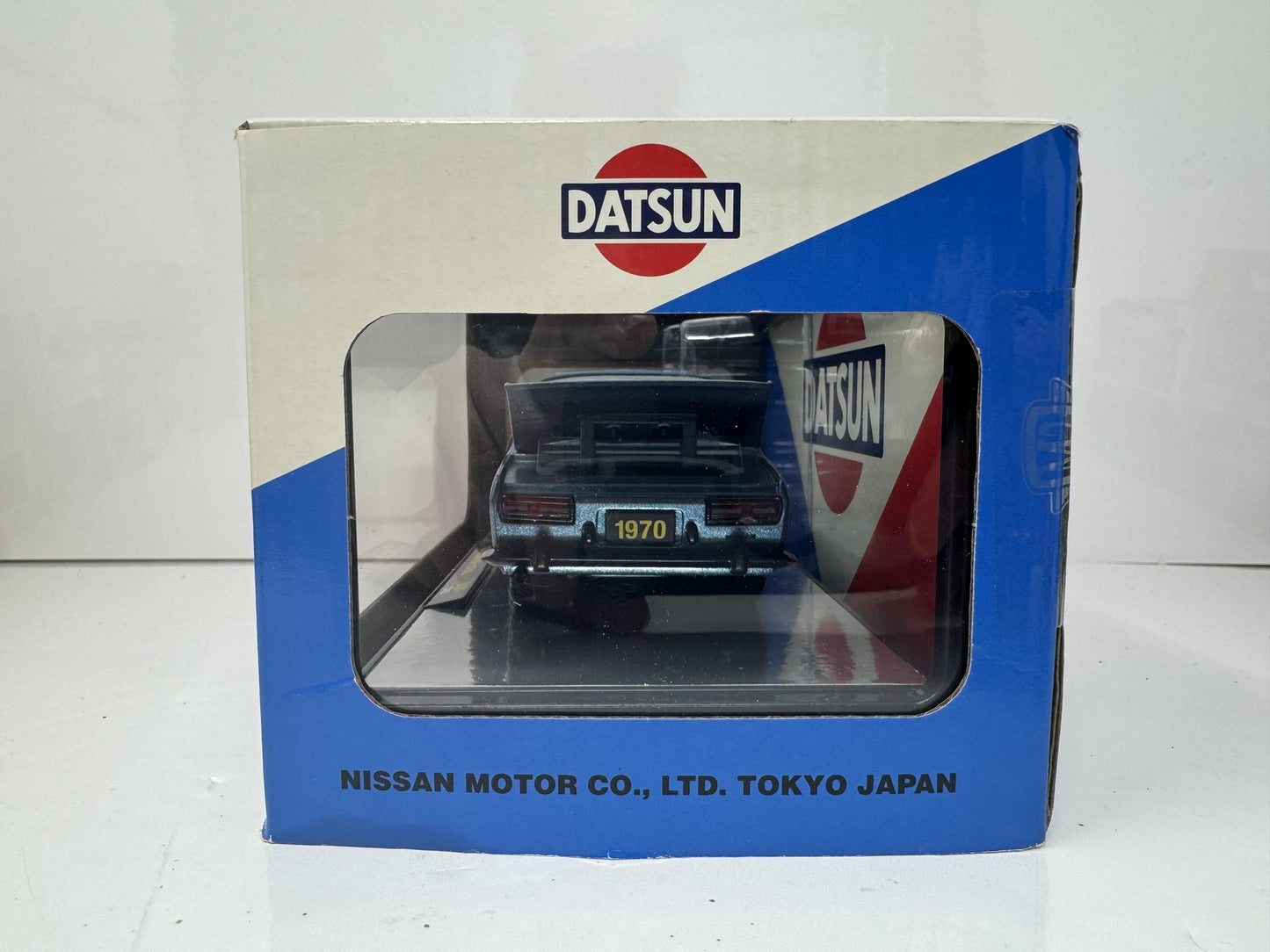M2 Machines Datsun 1970 Datsun 510 Custom CHASE 1:24 Diecast