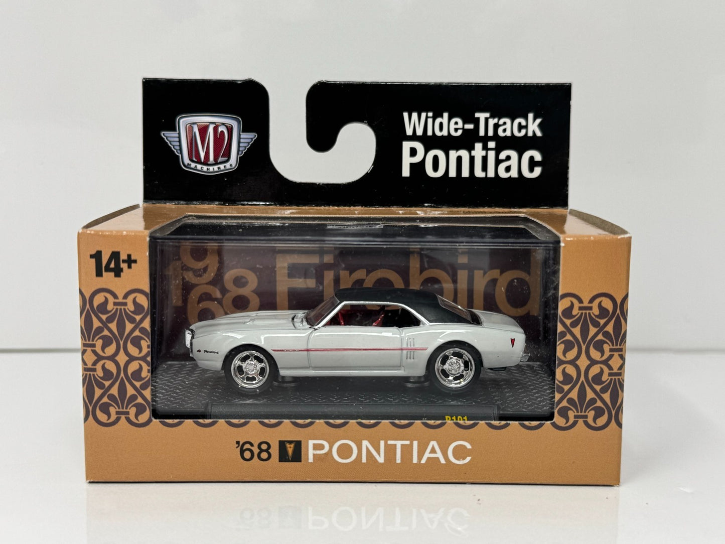 M2 Machines Pontiac 1968 Pontiac Firebird 400 H.O. 1:64 Diecast